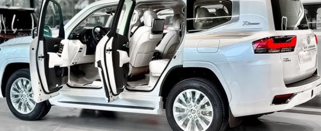 NEW 2026 Toyota Land Cruiser LC300 (White Color) The Best luxury SUV – Exterior and interior details